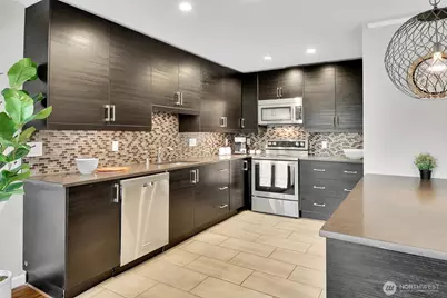 2001 E Yesler Way #24, Seattle, WA 98122 - Photo 9