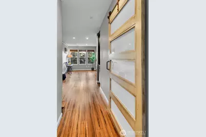 2001 E Yesler Way #24, Seattle, WA 98122 - Photo 3