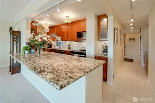 308 E Republican St, Seattle, WA 98102 - Photo 9