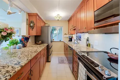 308 E Republican Street #214, Seattle, WA 98102 - Photo 11