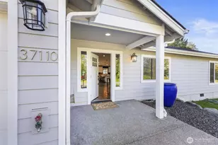 37110 Bay St, Hansville, WA 98340 - Photo 5