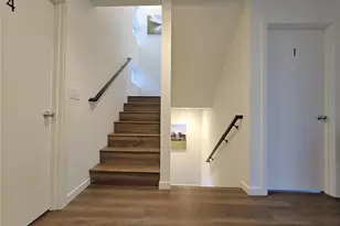 1015 NE 55th St, Seattle, WA 98105 - Photo 9