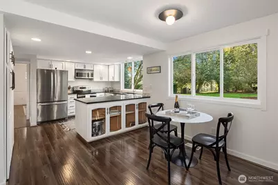 14720 NE 164th Street, Woodinville, WA 98072 - Photo 13