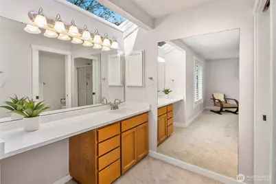 14720 NE 164th Street, Woodinville, WA 98072 - Photo 21