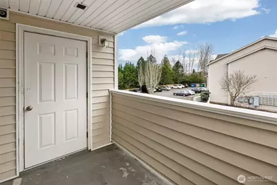 11915 Roseberg Avenue S #309, Seattle, WA 98168 - Photo 5