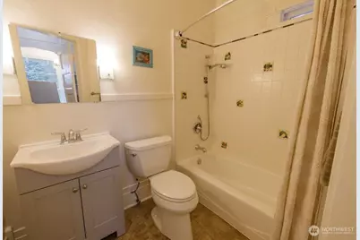 2732 Capitol Boulevard S, Olympia, WA 98501 - Photo 25