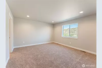 92 Salmon Drive, Wenatchee, WA 98801 - Photo 13