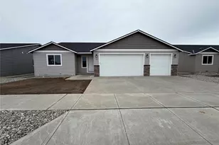 92 Salmon Dr, Wenatchee, WA 98801 - Photo 1