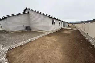 92 Salmon Dr, Wenatchee, WA 98801 - Photo 3