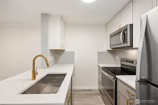 12618 109th Ct NE, Kirkland, WA 98034 - Photo 7