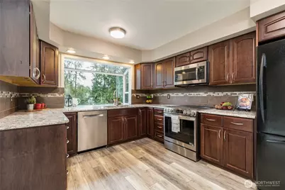 14203 SE 179th Place, Renton, WA 98058 - Photo 13