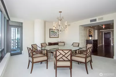 650 Bellevue Way NE #2404, Bellevue, WA 98004 - Photo 13