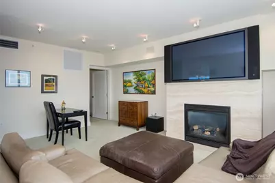 650 Bellevue Way NE #2404, Bellevue, WA 98004 - Photo 33