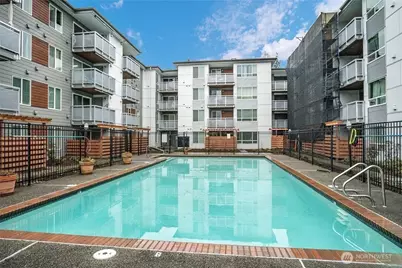 10501 8th Avenue NE #111, Seattle, WA 98125 - Photo 17