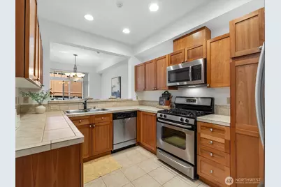 18410 36th Avenue W #C, Lynnwood, WA 98037 - Photo 7