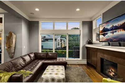 1211 N 42nd Place, Renton, WA 98056 - Photo 9