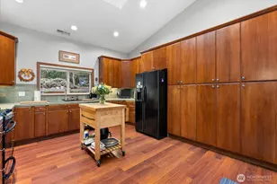 1010 Lightning Way, Camano Island, WA 98282 - Photo 15