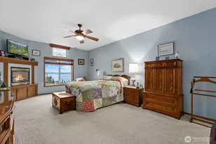 1010 Lightning Way, Camano Island, WA 98282 - Photo 17