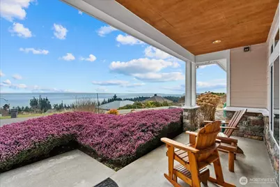 1010 Lightning Way, Camano Island, WA 98282 - Photo 5