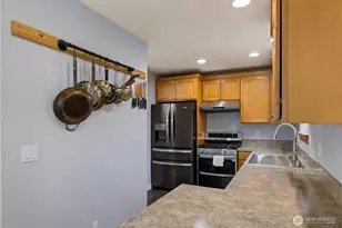 4525 5th Dr SE, Everett, WA 98203 - Photo 15