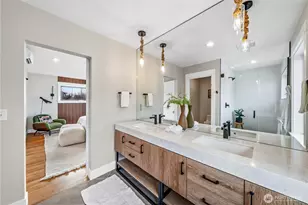 2419 7th Ave W, Seattle, WA 98119 - Photo 21