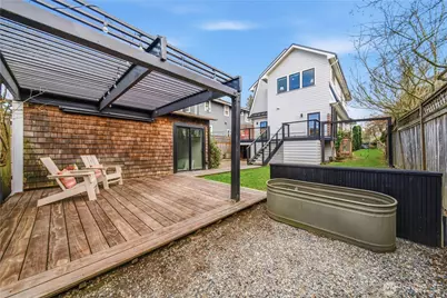 2419 7th Avenue W, Seattle, WA 98119 - Photo 35