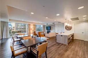 910 Lenora St, Seattle, WA 98121 - Photo 13