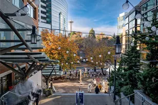 910 Lenora St, Seattle, WA 98121 - Photo 23