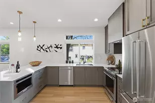 313 17th Ave E, Seattle, WA 98112 - Photo 11