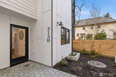 313 17th Avenue E #B, Seattle, WA 98112 - Photo 1
