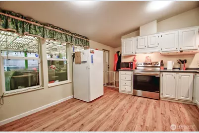 307 S 3rd Ave, Pe Ell, WA 98572 - Photo 5