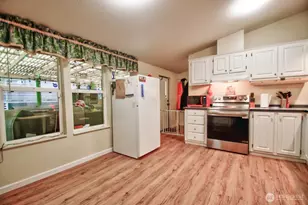 307 S 3rd Ave, Pe Ell, WA 98572 - Photo 5