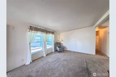 528 N 7th Avenue, Sequim, WA 98382 - Photo 3