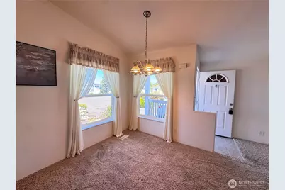 528 N 7th Avenue, Sequim, WA 98382 - Photo 5