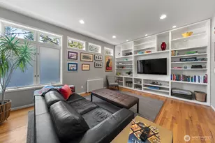 3516 NE 43rd St, Seattle, WA 98105 - Photo 13