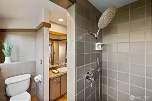 4042 Soundview Dr W, University Place, WA 98466 - Photo 13