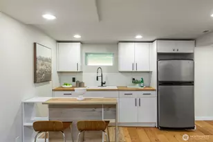 8254 Interlake Ave N, Seattle, WA 98103 - Photo 11