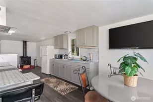 91 Syloplash Ln, Brinnon, WA 98320 - Photo 27