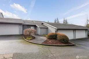 6910 Woodlands Way, Arlington, WA 98223 - Photo 3