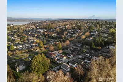8434 34th Avenue S, Seattle, WA 98118 - Photo 25