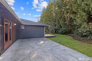 10009 161st Avenue Northeast, Redmond, WA 98052 - Photo 21