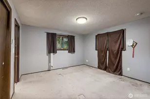 9615 36th St E, Edgewood, WA 98371 - Photo 13