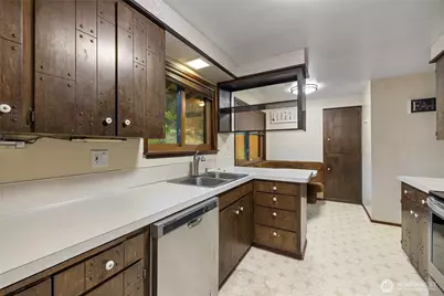 9615 36th Street E, Edgewood, WA 98371 - Photo 9