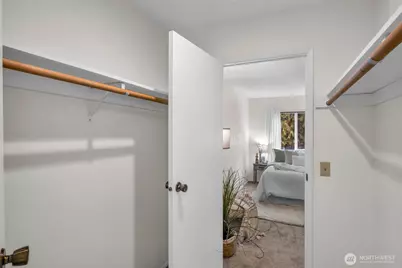 14010 Juanita Drive NE #S-B4, Kirkland, WA 98034 - Photo 27