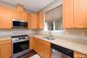 1111 Dunker Dr, Port Angeles, WA 98363 - Photo 13