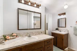 102 W Poplar St, Shelton, WA 98584 - Photo 17