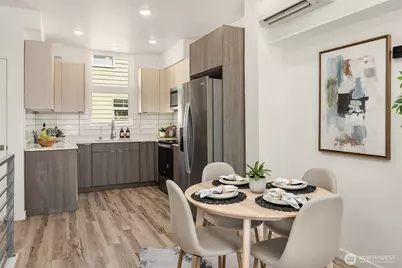 1402 N 95th Street, Seattle, WA 98013 - Photo 11