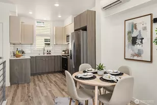 1402 N 95th St, Seattle, WA 98013 - Photo 11