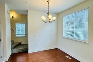 978 Edmonds Ave NE, Renton, WA 98056 - Photo 17