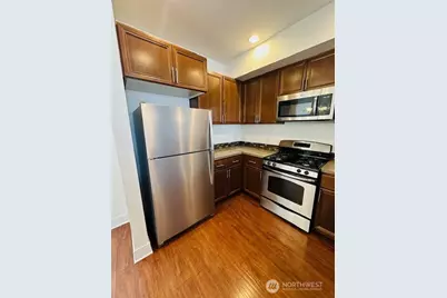 978 Edmonds Avenue NE #C, Renton, WA 98056 - Photo 21